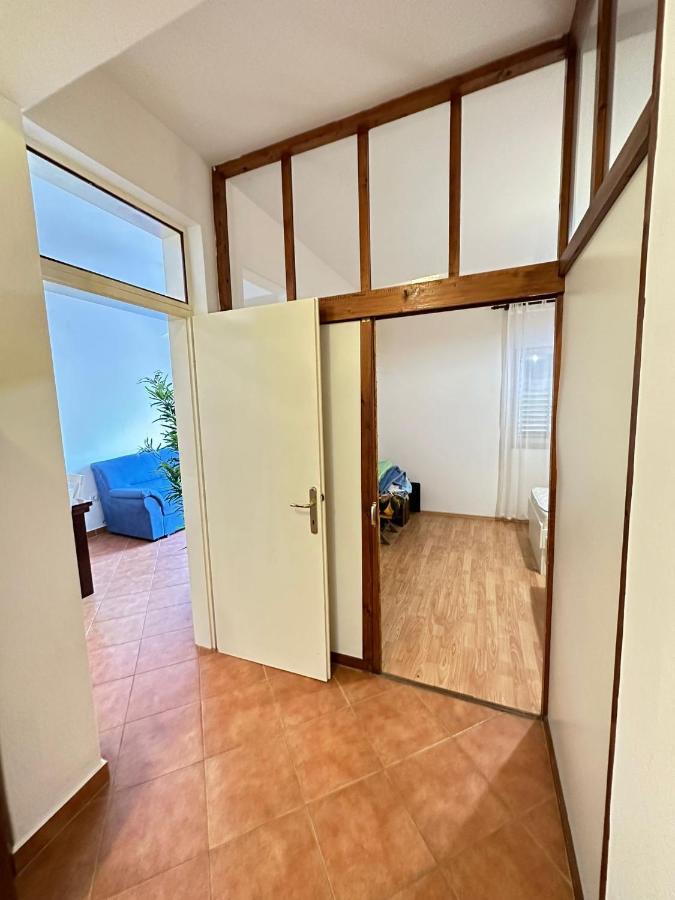 Apartments With A Parking Space Mali Losinj Mali Lošinj Exterior foto