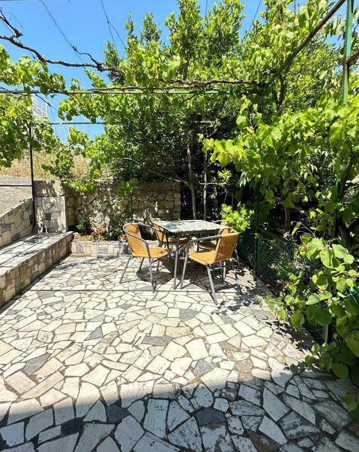 Apartments With A Parking Space Mali Losinj Mali Lošinj Exterior foto